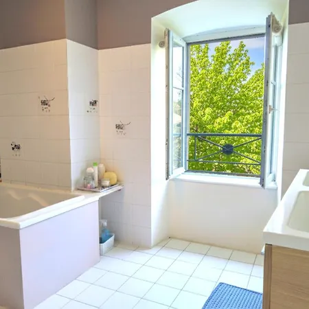 펜션 Charming Country Getaway, Balcony, Views, Office *