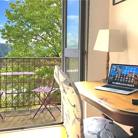 Charming Country Getaway, Balcony, Views, Office Ferienhaus Le Monestier